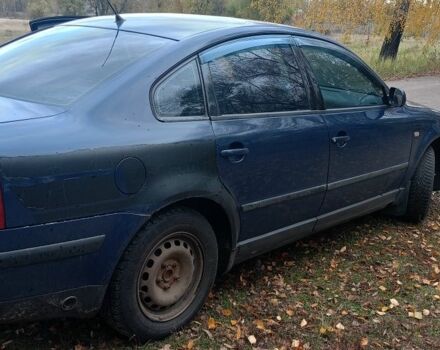 Синий Фольксваген Пассат, объемом двигателя 1.8 л и пробегом 283 тыс. км за 2650 $, фото 8 на Automoto.ua