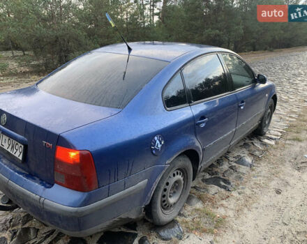 Синий Фольксваген Пассат, объемом двигателя 1.9 л и пробегом 350 тыс. км за 1800 $, фото 3 на Automoto.ua