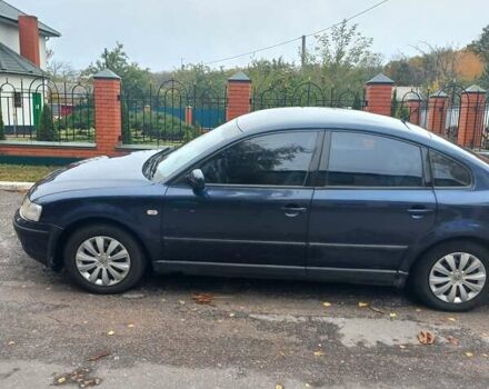 Синій Фольксваген Пассат, об'ємом двигуна 1.6 л та пробігом 403 тис. км за 3800 $, фото 18 на Automoto.ua