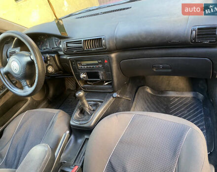 Синій Фольксваген Пассат, об'ємом двигуна 1.9 л та пробігом 356 тис. км за 3500 $, фото 7 на Automoto.ua