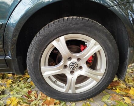 Синий Фольксваген Пассат, объемом двигателя 2.8 л и пробегом 300 тыс. км за 4100 $, фото 12 на Automoto.ua