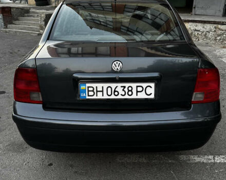 Синий Фольксваген Пассат, объемом двигателя 1.9 л и пробегом 225 тыс. км за 3400 $, фото 10 на Automoto.ua
