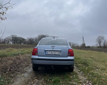 Синий Фольксваген Пассат, объемом двигателя 1.8 л и пробегом 400 тыс. км за 3200 $, фото 5 на Automoto.ua