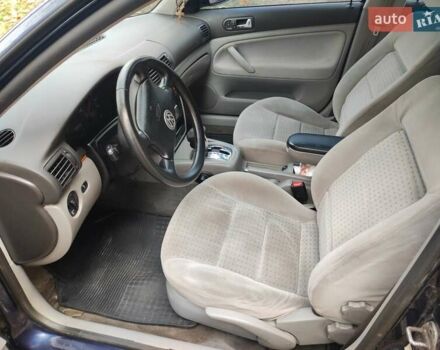 Синій Фольксваген Пассат, об'ємом двигуна 1.8 л та пробігом 330 тис. км за 3400 $, фото 25 на Automoto.ua