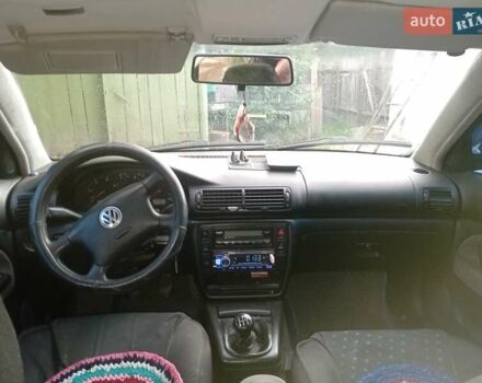 Синій Фольксваген Пассат, об'ємом двигуна 1.9 л та пробігом 350 тис. км за 3300 $, фото 4 на Automoto.ua