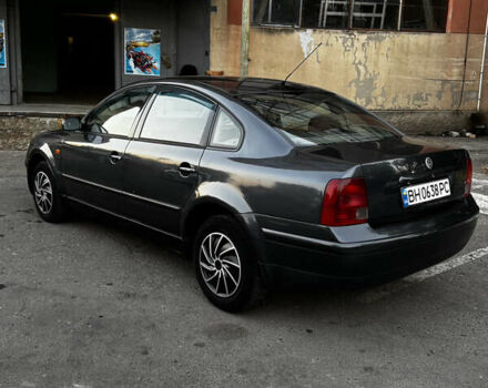 Синий Фольксваген Пассат, объемом двигателя 1.9 л и пробегом 225 тыс. км за 3400 $, фото 9 на Automoto.ua