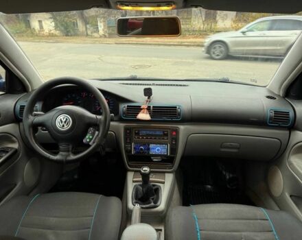 Синий Фольксваген Пассат, объемом двигателя 1.6 л и пробегом 255 тыс. км за 3599 $, фото 18 на Automoto.ua