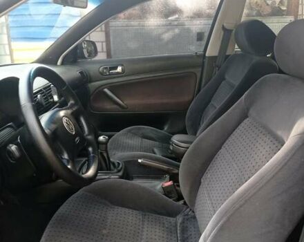 Синий Фольксваген Пассат, объемом двигателя 1.8 л и пробегом 475 тыс. км за 4000 $, фото 6 на Automoto.ua