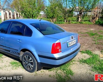 Синій Фольксваген Пассат, об'ємом двигуна 1.8 л та пробігом 343 тис. км за 4200 $, фото 2 на Automoto.ua