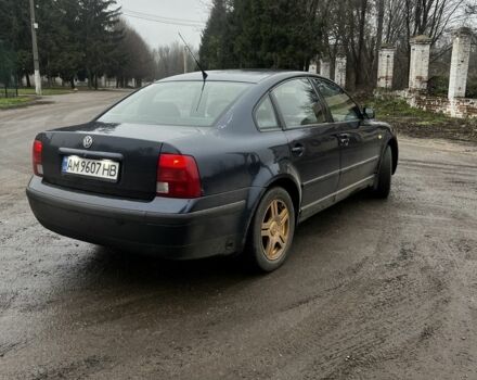 Синий Фольксваген Пассат, объемом двигателя 1.8 л и пробегом 362 тыс. км за 3200 $, фото 6 на Automoto.ua