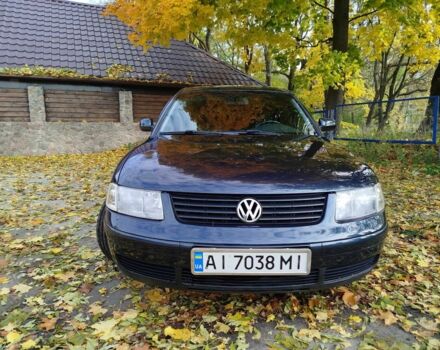 Синий Фольксваген Пассат, объемом двигателя 2.8 л и пробегом 300 тыс. км за 4100 $, фото 2 на Automoto.ua