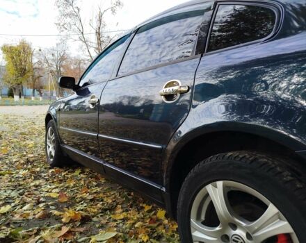 Синий Фольксваген Пассат, объемом двигателя 2.8 л и пробегом 300 тыс. км за 4100 $, фото 10 на Automoto.ua