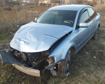 Синій Фольксваген Пассат, об'ємом двигуна 1.8 л та пробігом 340 тис. км за 1000 $, фото 2 на Automoto.ua