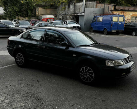 Синий Фольксваген Пассат, объемом двигателя 1.9 л и пробегом 225 тыс. км за 3400 $, фото 3 на Automoto.ua