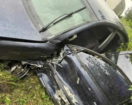 Синий Фольксваген Пассат, объемом двигателя 0 л и пробегом 300 тыс. км за 1000 $, фото 1 на Automoto.ua