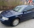 Синий Фольксваген Пассат, объемом двигателя 1.78 л и пробегом 315 тыс. км за 2500 $, фото 1 на Automoto.ua