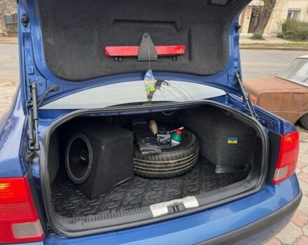 Синий Фольксваген Пассат, объемом двигателя 1.6 л и пробегом 255 тыс. км за 3599 $, фото 19 на Automoto.ua