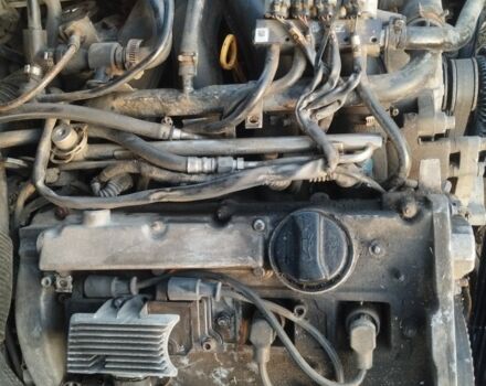 Синій Фольксваген Пассат, об'ємом двигуна 1.8 л та пробігом 340 тис. км за 1000 $, фото 8 на Automoto.ua