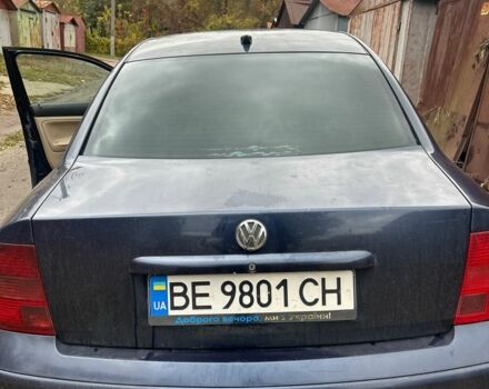 Синий Фольксваген Пассат, объемом двигателя 2.5 л и пробегом 268 тыс. км за 3500 $, фото 2 на Automoto.ua
