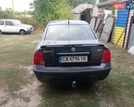 Синий Фольксваген Пассат, объемом двигателя 1.8 л и пробегом 475 тыс. км за 4000 $, фото 3 на Automoto.ua