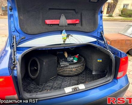 Синій Фольксваген Пассат, об'ємом двигуна 1.6 л та пробігом 255 тис. км за 3599 $, фото 13 на Automoto.ua