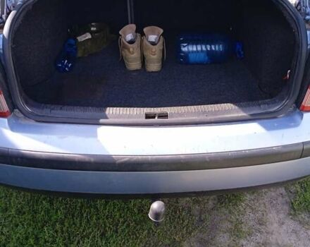 Синий Фольксваген Пассат, объемом двигателя 1.78 л и пробегом 277 тыс. км за 3200 $, фото 4 на Automoto.ua