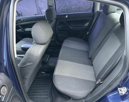 Синий Фольксваген Пассат, объемом двигателя 2.8 л и пробегом 286 тыс. км за 3300 $, фото 13 на Automoto.ua