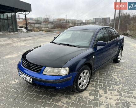 Синий Фольксваген Пассат, объемом двигателя 2.5 л и пробегом 330 тыс. км за 2750 $, фото 22 на Automoto.ua