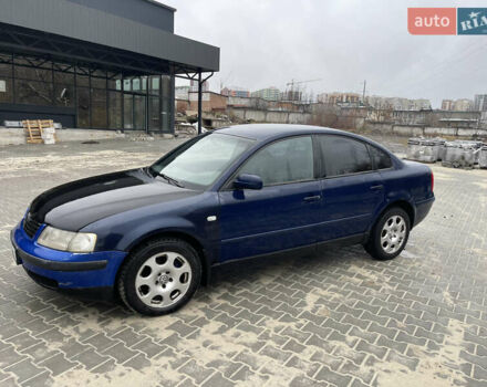 Синий Фольксваген Пассат, объемом двигателя 2.5 л и пробегом 330 тыс. км за 2750 $, фото 19 на Automoto.ua