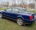 Синий Фольксваген Пассат, объемом двигателя 1.6 л и пробегом 340 тыс. км за 4000 $, фото 1 на Automoto.ua