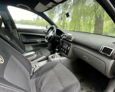 Синій Фольксваген Пассат, об'ємом двигуна 1.6 л та пробігом 364 тис. км за 3400 $, фото 11 на Automoto.ua