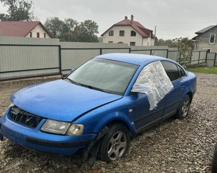 Синій Фольксваген Пассат, об'ємом двигуна 1.9 л та пробігом 320 тис. км за 1200 $, фото 5 на Automoto.ua