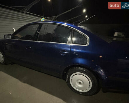 Синій Фольксваген Пассат, об'ємом двигуна 1.8 л та пробігом 335 тис. км за 4800 $, фото 3 на Automoto.ua