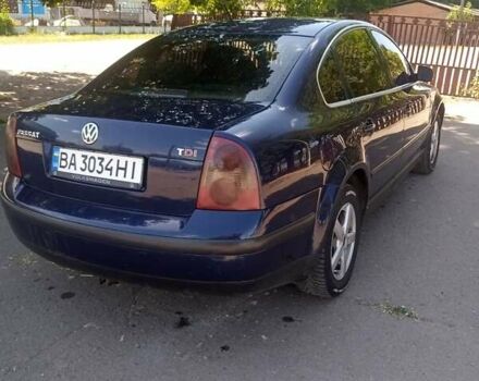 Синий Фольксваген Пассат, объемом двигателя 1.9 л и пробегом 317 тыс. км за 4500 $, фото 6 на Automoto.ua