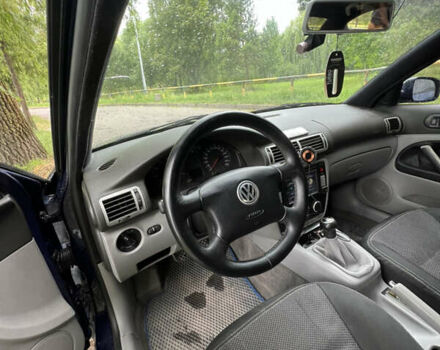 Синій Фольксваген Пассат, об'ємом двигуна 1.6 л та пробігом 364 тис. км за 3400 $, фото 13 на Automoto.ua