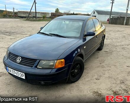 Синій Фольксваген Пассат, об'ємом двигуна 2.3 л та пробігом 314 тис. км за 2900 $, фото 3 на Automoto.ua