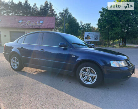 Синій Фольксваген Пассат, об'ємом двигуна 1.8 л та пробігом 360 тис. км за 2850 $, фото 2 на Automoto.ua