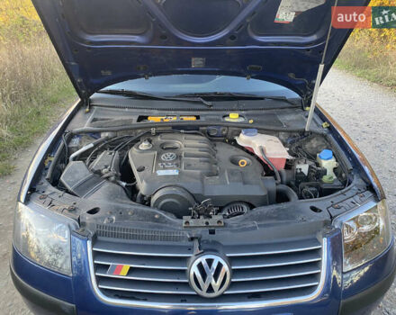 Синий Фольксваген Пассат, объемом двигателя 1.9 л и пробегом 441 тыс. км за 4499 $, фото 19 на Automoto.ua