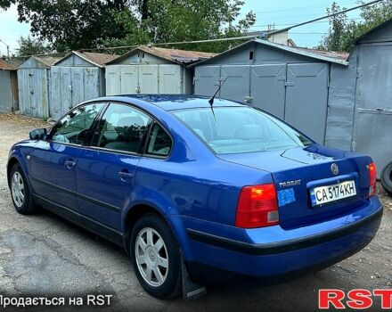 Синий Фольксваген Пассат, объемом двигателя 1.8 л и пробегом 258 тыс. км за 3999 $, фото 2 на Automoto.ua