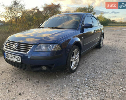 Синий Фольксваген Пассат, объемом двигателя 1.9 л и пробегом 441 тыс. км за 4499 $, фото 3 на Automoto.ua