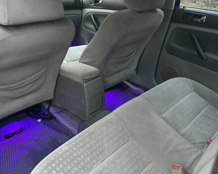 Синій Фольксваген Пассат, об'ємом двигуна 1.8 л та пробігом 335 тис. км за 4800 $, фото 5 на Automoto.ua