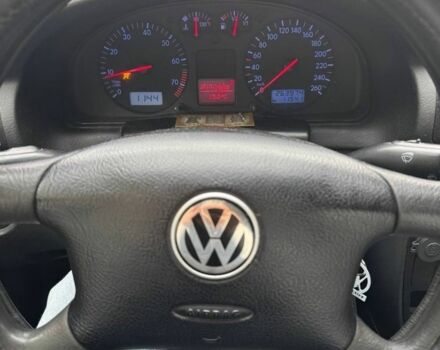 Синий Фольксваген Пассат, объемом двигателя 1.6 л и пробегом 264 тыс. км за 3100 $, фото 11 на Automoto.ua