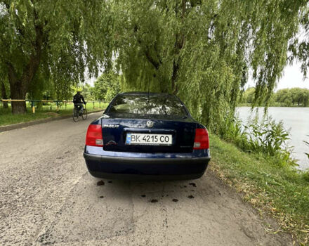 Синій Фольксваген Пассат, об'ємом двигуна 1.6 л та пробігом 364 тис. км за 3400 $, фото 5 на Automoto.ua