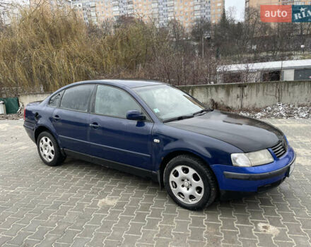 Синий Фольксваген Пассат, объемом двигателя 2.5 л и пробегом 330 тыс. км за 2750 $, фото 5 на Automoto.ua