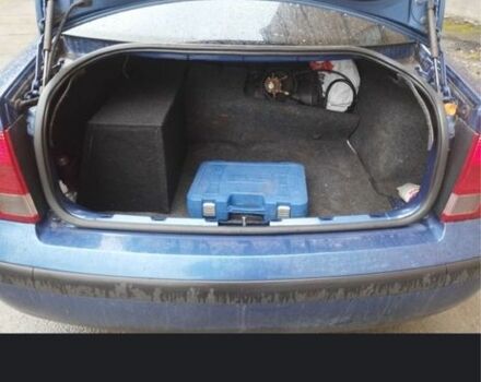 Синий Фольксваген Пассат, объемом двигателя 1.8 л и пробегом 340 тыс. км за 4500 $, фото 7 на Automoto.ua