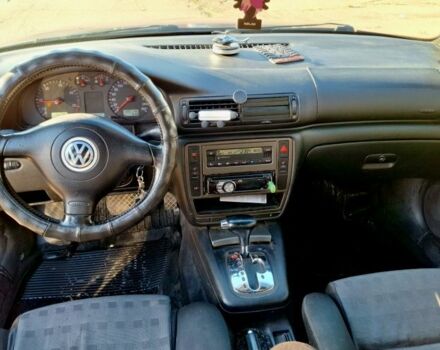 Синий Фольксваген Пассат, объемом двигателя 1.9 л и пробегом 305 тыс. км за 3500 $, фото 5 на Automoto.ua