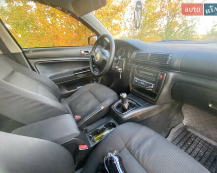 Синий Фольксваген Пассат, объемом двигателя 1.9 л и пробегом 441 тыс. км за 4499 $, фото 18 на Automoto.ua