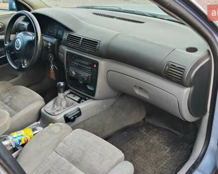 Синій Фольксваген Пассат, об'ємом двигуна 1.8 л та пробігом 231 тис. км за 3100 $, фото 3 на Automoto.ua