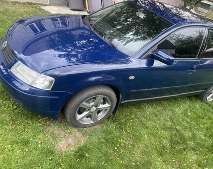 Синий Фольксваген Пассат, объемом двигателя 2 л и пробегом 210 тыс. км за 3800 $, фото 4 на Automoto.ua