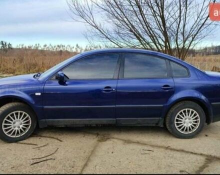 Синий Фольксваген Пассат, объемом двигателя 1.6 л и пробегом 261 тыс. км за 4150 $, фото 7 на Automoto.ua
